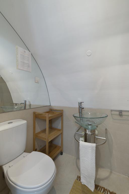 The Convent - Calm 1 Bedroom Apartment Close To The River *